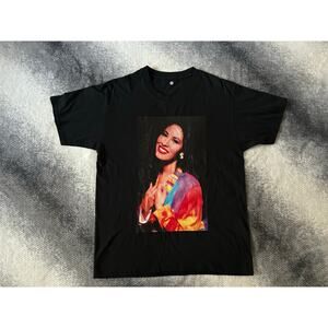 Selena Quintanilla Graphic T Shirt Crewneck Short Sleeve Men's Size Medium